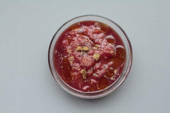 材料を混ぜ合わせた様子