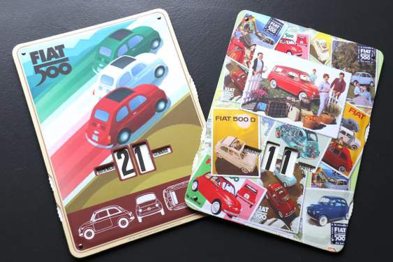 往年のFIAT500のポスターを復刻した万年カレンダー。併設のミュージアムショップにて。