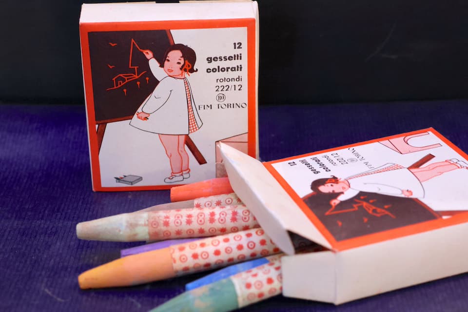 1960年代に使われていた12色入りチョーク