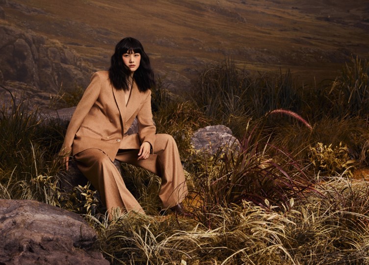 マックスマーラ 2025年秋冬キャンペーンの画像