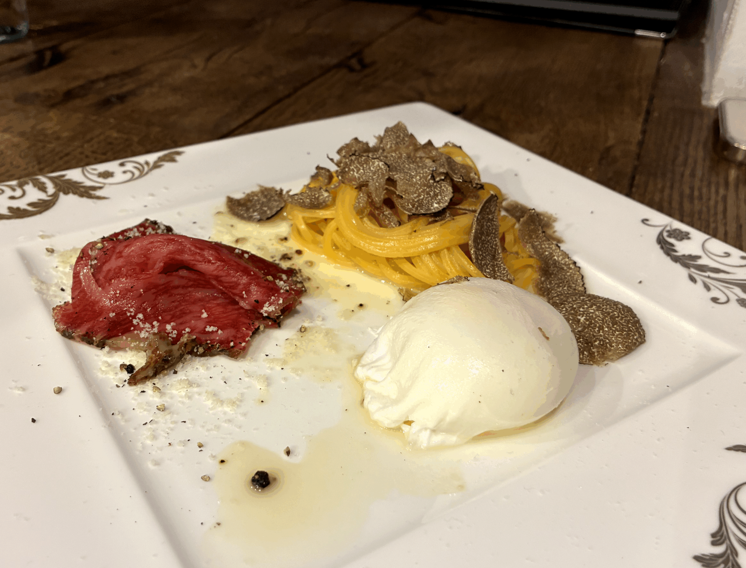 革新的なカルボナーラ