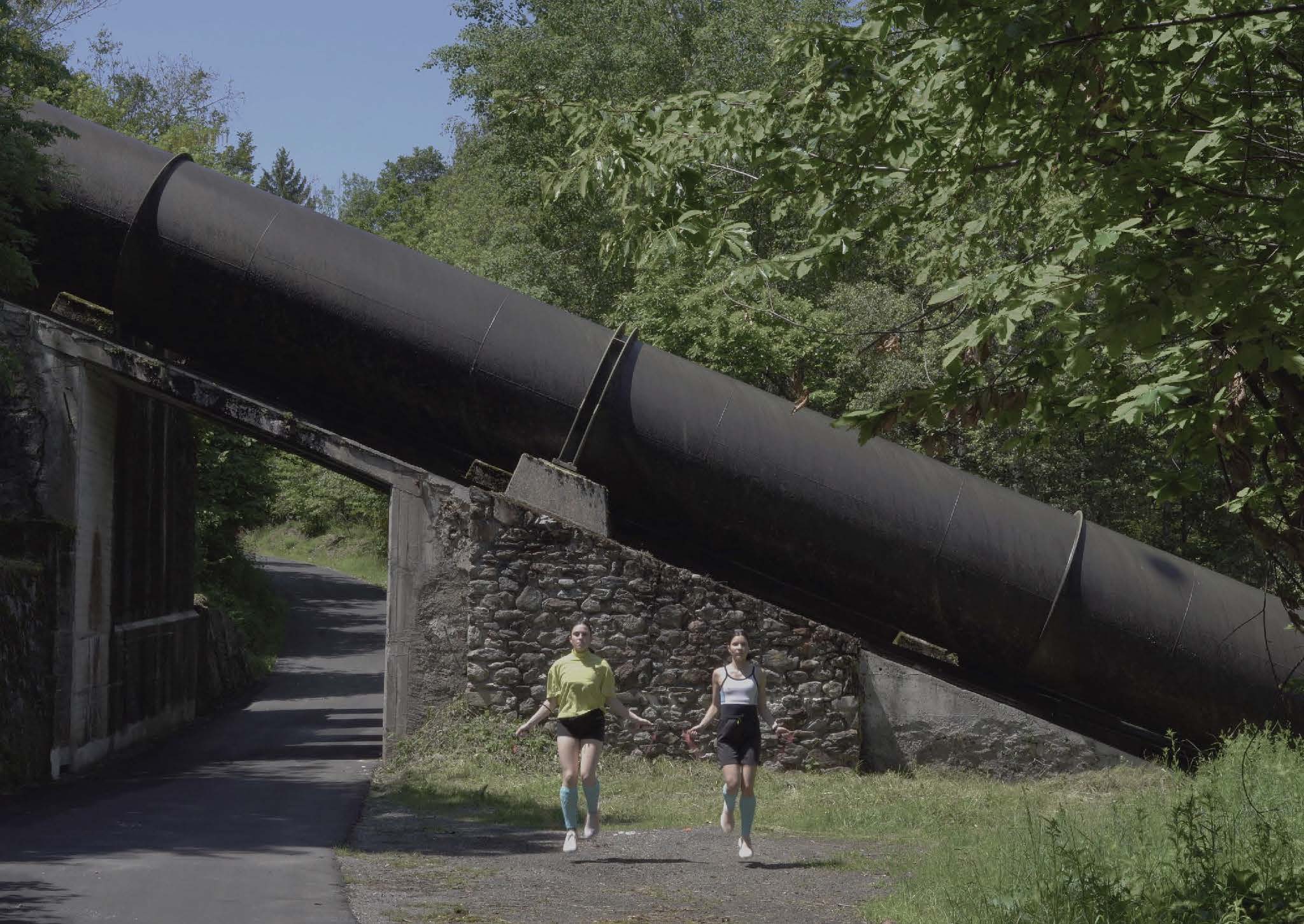 Perni Secondo“Do-around-the-world”