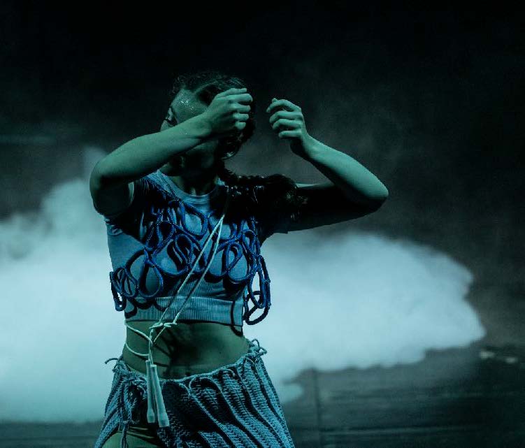 Parini Secondo「HIT OUT」