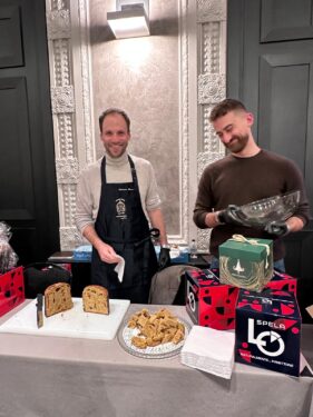 コーヒーのパネットーネとマネージャーのマッティア・フェッラッザーニ氏