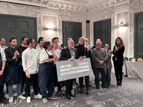 チャリティ金額の発表