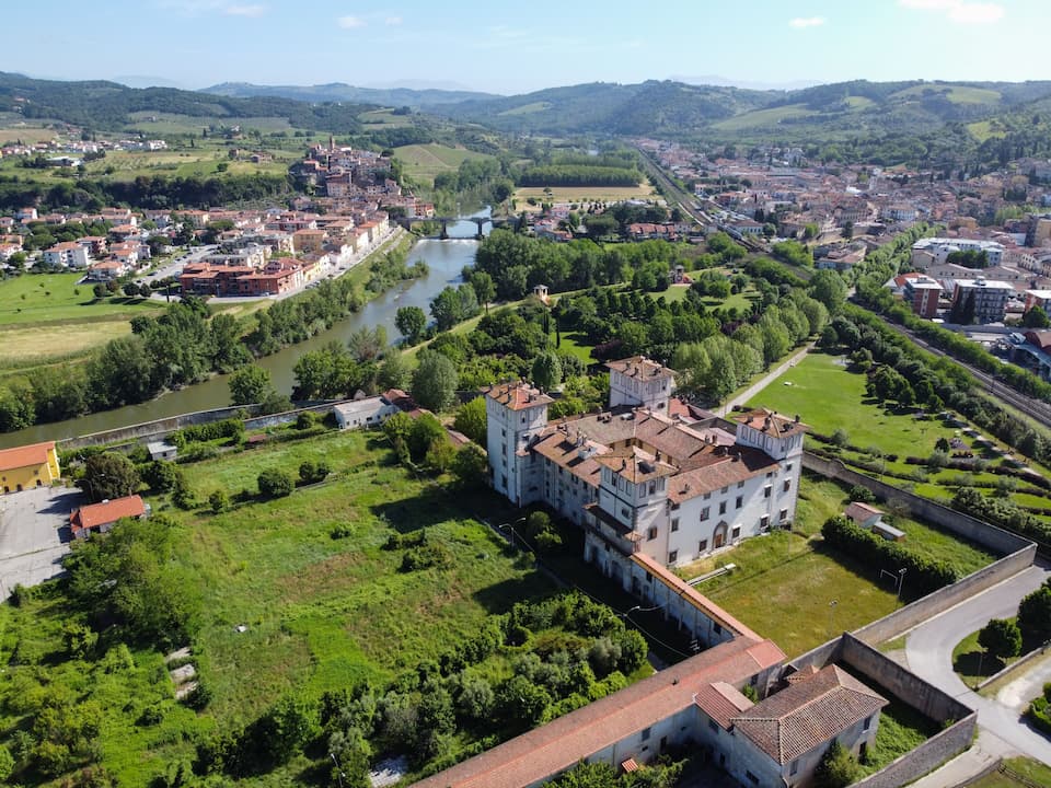 モンテルーポの遠景