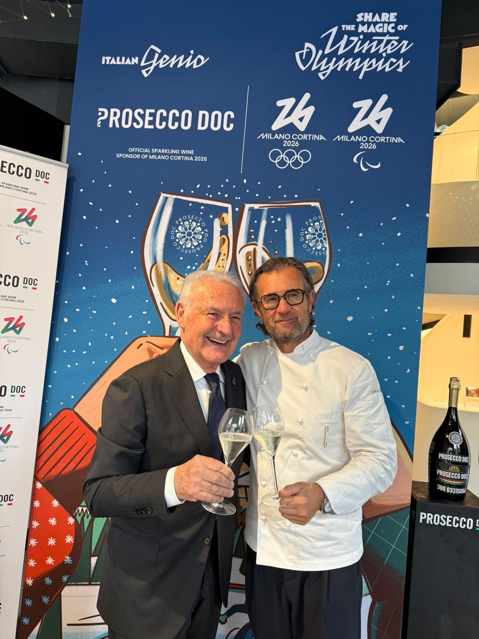 シェフのカルロ・クラッコとプロセッコ DOC 会長ジャンカルロ・グイドリン