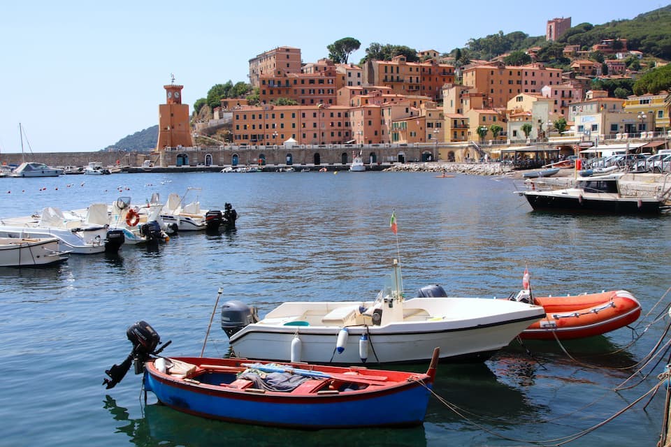 エルバ島リオ・マリーナの港