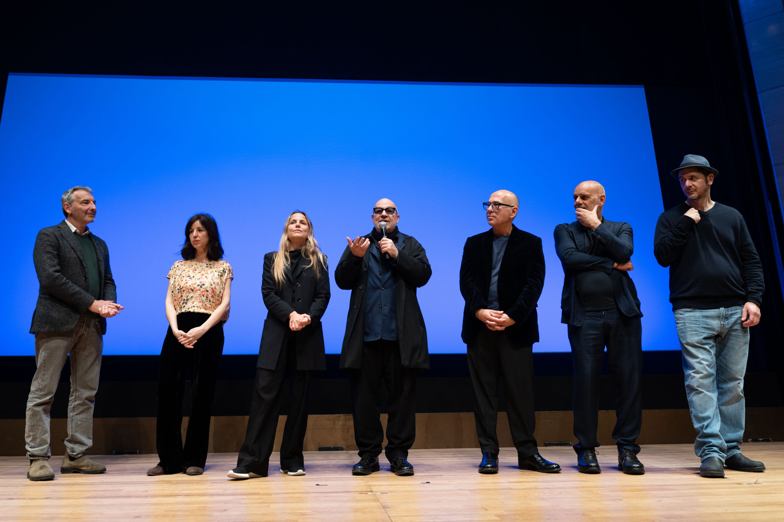 イタリア映画祭の開会式に登壇した監督とプロデューサー