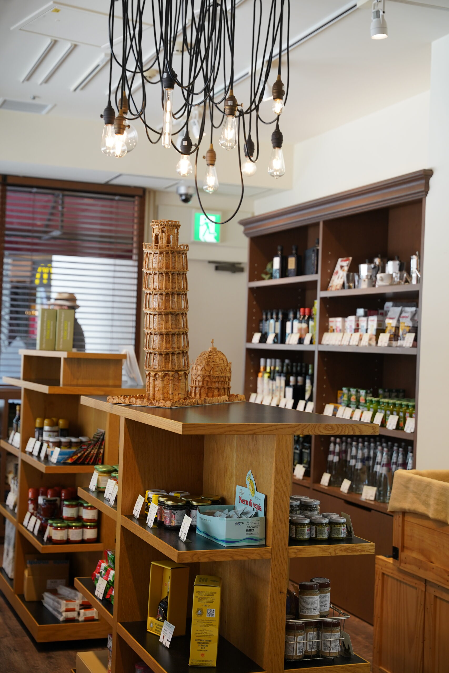 アンテナショップC A `MONTEの店内